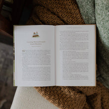 Load image into Gallery viewer, Christ-Centered Family: Pointing Your Family to Jesus Every Day