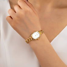Load image into Gallery viewer, Oval Face Bracelet Watch