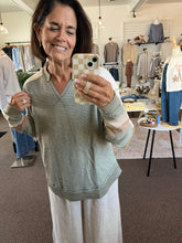 Load image into Gallery viewer, Melissa Henley Top