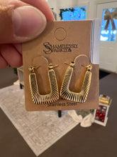 Load image into Gallery viewer, Margo Stainless Hoop