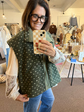 Load image into Gallery viewer, Polka Dot Sherpa Vest