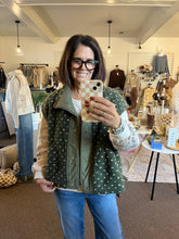 Load image into Gallery viewer, Polka Dot Sherpa Vest
