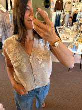 Load image into Gallery viewer, Natural Floral Embroidered Vest