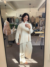 Load image into Gallery viewer, the Willow Set - Beige

