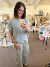 Load image into Gallery viewer, Simple Comfort Tee - Gray
