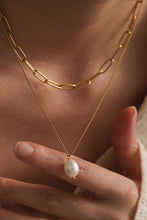 Load image into Gallery viewer, Pearl Layered Necklace
