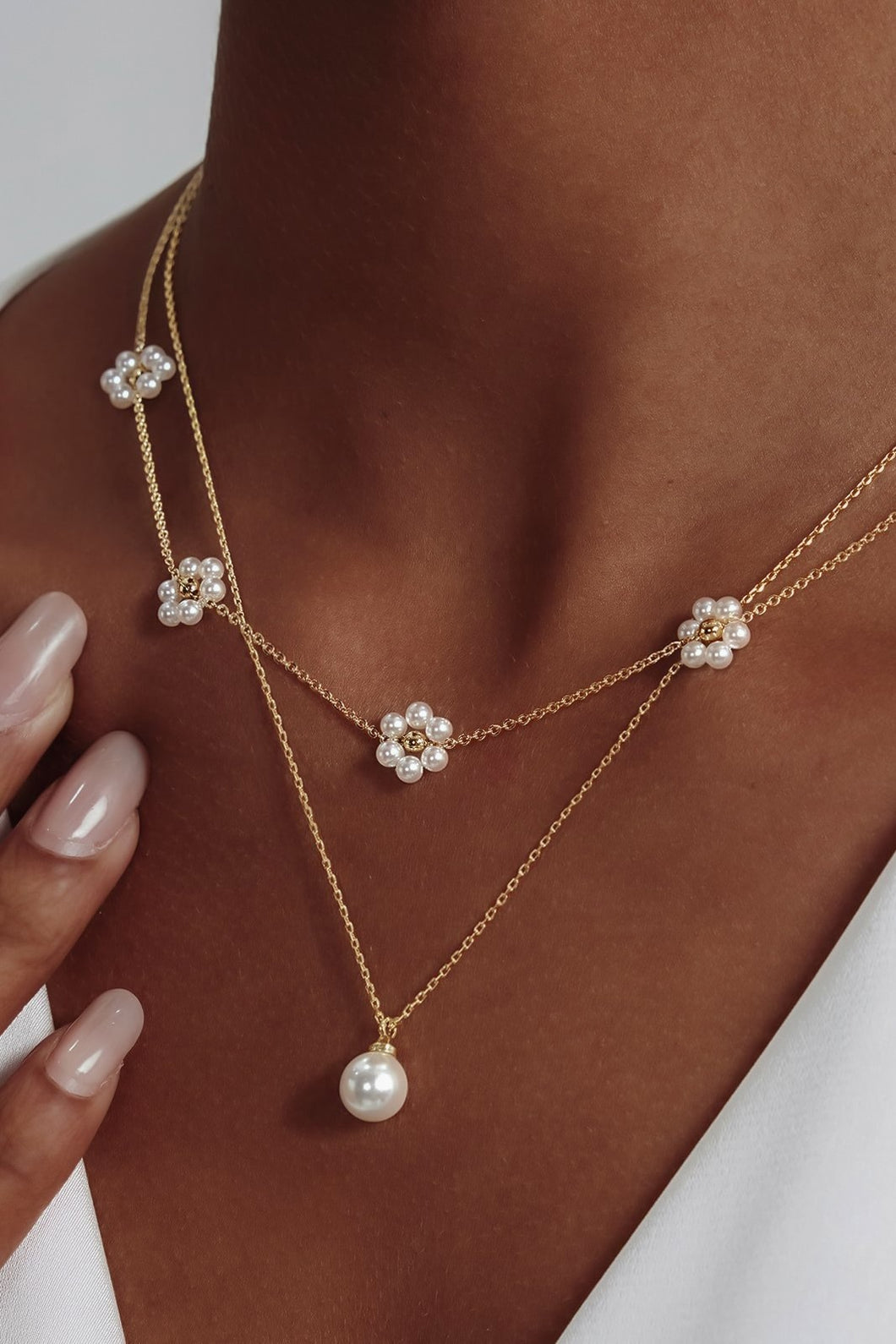 Flower Pearl Necklace