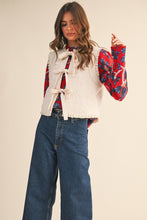 Load image into Gallery viewer, Dainty Quilted Lace Vest - Cream
