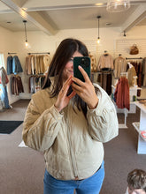 Load image into Gallery viewer, Elowyn Puffer Jacket
