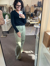 Load image into Gallery viewer, Everly Wide Leg Jean
