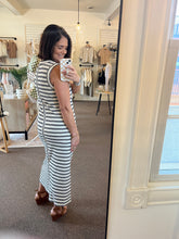 Load image into Gallery viewer, All-Day Knit Dress
