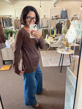 Load image into Gallery viewer, Basic V-Neck Long Sleeve - Brown
