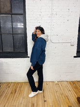 Load image into Gallery viewer, Jean jacket oversized
