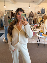 Load image into Gallery viewer, Ribbed Button-Up Cardigan
