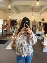 Load image into Gallery viewer, Talia Floral Blouse
