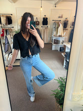 Load image into Gallery viewer, 90s Cuffed Jeans
