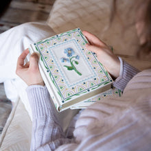 Load image into Gallery viewer, NLT Notetaking Bible: Lisbon Theme
