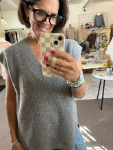 Load image into Gallery viewer, Hadley Sweater Vest
