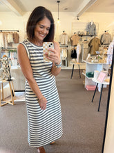 Load image into Gallery viewer, All-Day Knit Dress
