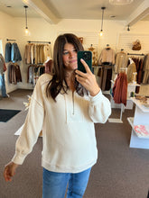 Load image into Gallery viewer, Scottie Collared Half Zip
