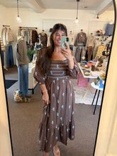 Load image into Gallery viewer, Morgan Floral Embroidered Midi Dress
