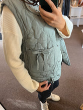 Load image into Gallery viewer, Winnie Quilted Puffer Vest - Sage
