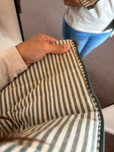 Load image into Gallery viewer, Evergreen Stripe Vest

