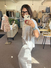 Load image into Gallery viewer, Ditsy Floral Set
