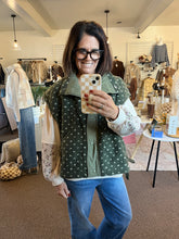 Load image into Gallery viewer, Polka Dot Sherpa Vest

