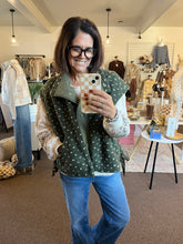 Load image into Gallery viewer, Polka Dot Sherpa Vest
