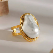 Load image into Gallery viewer, Pearl Ring
