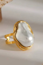 Load image into Gallery viewer, Pearl Ring
