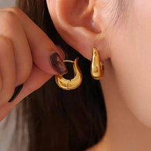 Load image into Gallery viewer, Goldie Hoops
