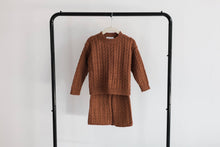 Load image into Gallery viewer, Cocoa Cable Knit Set
